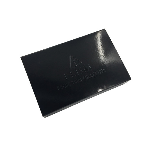 Luxury Custom Gold Foil Stamping Glossy Black Cardboard A5 Magnetic Folding Male Business Gift Set Box