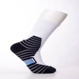 Customized size sports basketball socks outdoor riding striped tube socks quick-drying socks