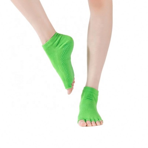 Wholesale Trained With Non-Skid Silicone Soles Comfortable Breathable Yoga Socks