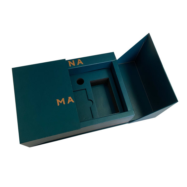 Custom Logo Label Rigid  Enviromental Apparel Packaging  Cardboard Two Door  Magnetic Closure Box