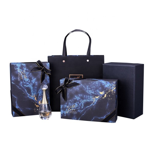 Business shopping paper bag customised logo paper box packaging gift luxury paper bag with handl