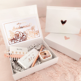 High Quality Custom Luxury Rigid Cardboard Christmas Biscuits Packaging  Folding Cosmetic Bridesmaid Paper Gift Box