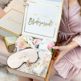 High Quality Custom Luxury Rigid Cardboard Christmas Biscuits Packaging  Folding Cosmetic Bridesmaid Paper Gift Box