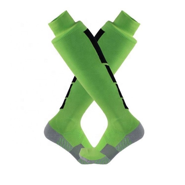 Hot selling non-skid sock Athletic Sports Soccer Running Knee High Tube football socks