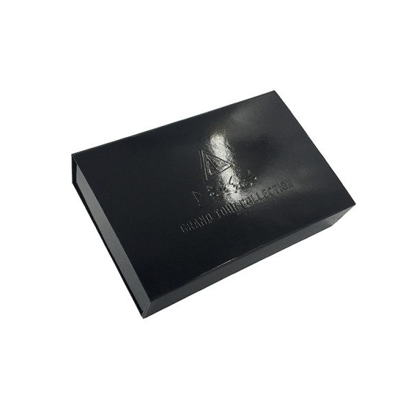 Luxury Custom Gold Foil Stamping Glossy Black Cardboard A5 Magnetic Folding Male Business Gift Set Box
