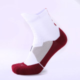 Costom Wholesale Winter Socks Fashion Cotton Men Sports Socks Custom Logo
