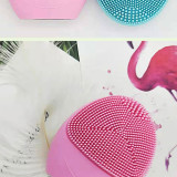 Super Soft Mini Silicone Electric Facial Vibrating Brush For Deep Cleansing
