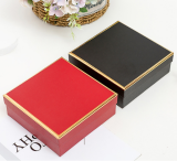 Custom Luxury Rigid Cardboard Packaging Magnetic Folding Paper Wedding Candy Favors Invitation Box