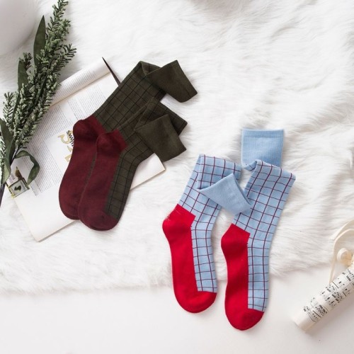 Wholesale Fashion Women Colorful Spliced Plaid Cotton Knee Socks