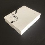 New design white box with black logo essence oil bottle glass packing box with inside foam