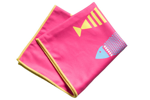 New design promotional microfiber beach towel with bag