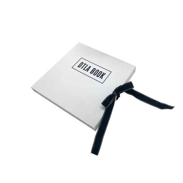 Custom Logo Packaging Plain Paper Folding Style White Box For Boys and Girls Baby Children Wearing Clothes