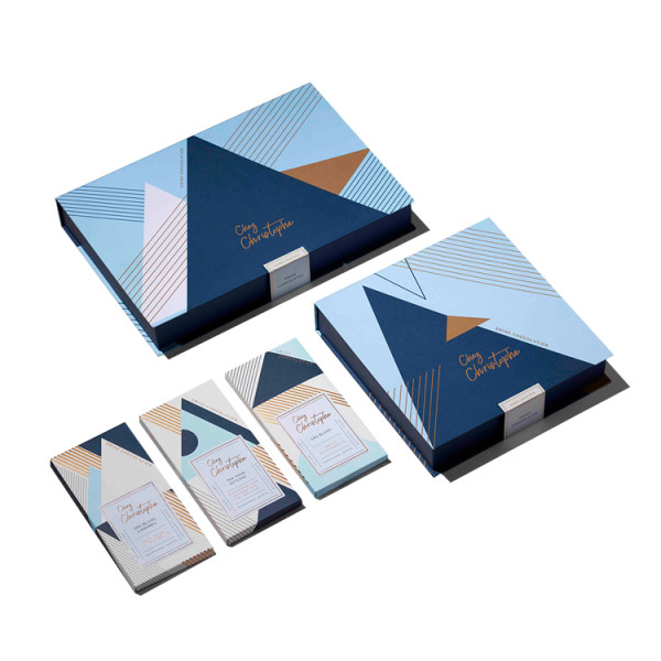 Custom Logo Romantic Design Blue Paper Empty Sweet Strawberry Truffle Chocolate Bar Packaging Candy Gift Box