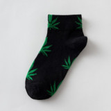 Hemp Leaf Skateboard Women Socks Couple Trendy Men Cotton Boat Socks