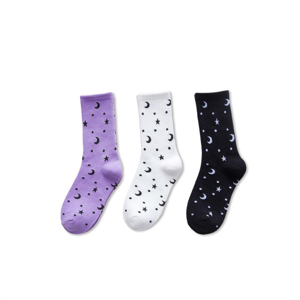 Wholesale cartoon crew socks women japanese street socks manufacturers girls socks factory