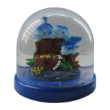 Custom resin/plastic dolphines figurine marine decoration water ball