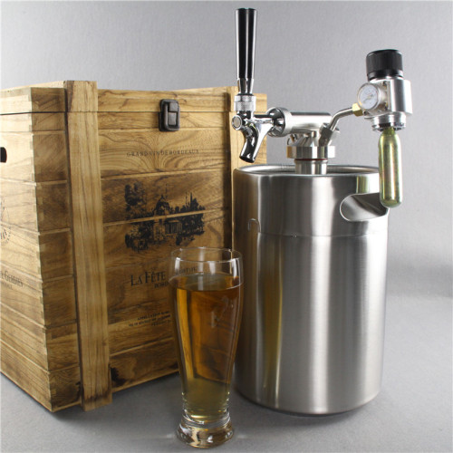 Passivated single wall homebrewing stainless steel 5L mini beer keg with CO2 tapping system
