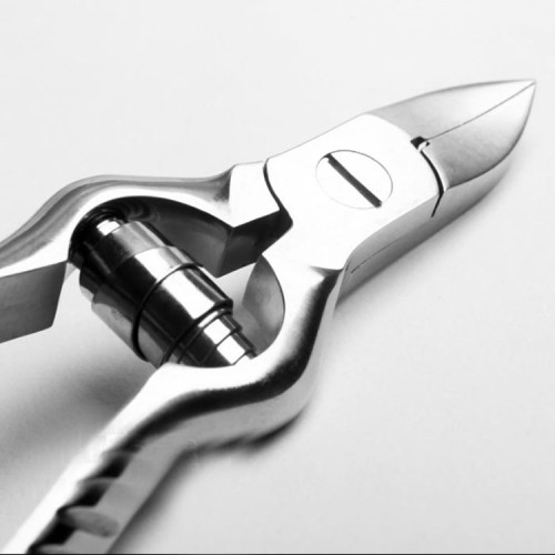 Nail trim cuticle nipper tool for nails manicure
