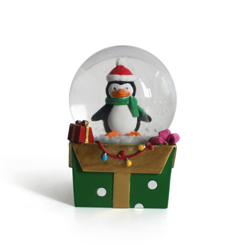 Featuring a 3D-printed penguin interior Christmas series themed snowballs