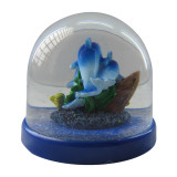 Custom resin/plastic dolphines figurine marine decoration water ball