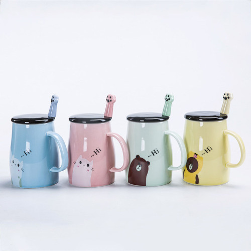 Cute animal design ceramic coffee mugs with spoon and lid 401-500ml kids gift mug