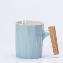 Wooden handle ceramic coffee cups and mugs custom porcelain material coffee drinking cup 301-400ml