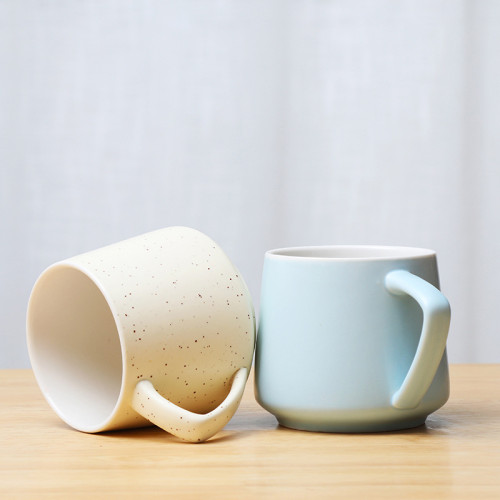 Food grade 400ml porcelain cold and hot coffee cup Handgrip Ceramic coffee mug