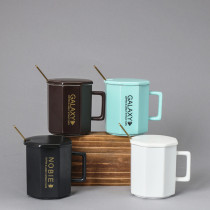 High quality creative design porcelain coffee mug and cup ceramic mug with lid and spoon 360ml