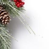 luxury 100% PE with pine cone and red fruits Christmas wreath