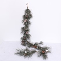 outdoor/indoor garland for Christmas decoration