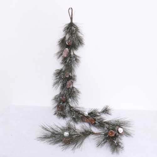 outdoor/indoor garland for Christmas decoration