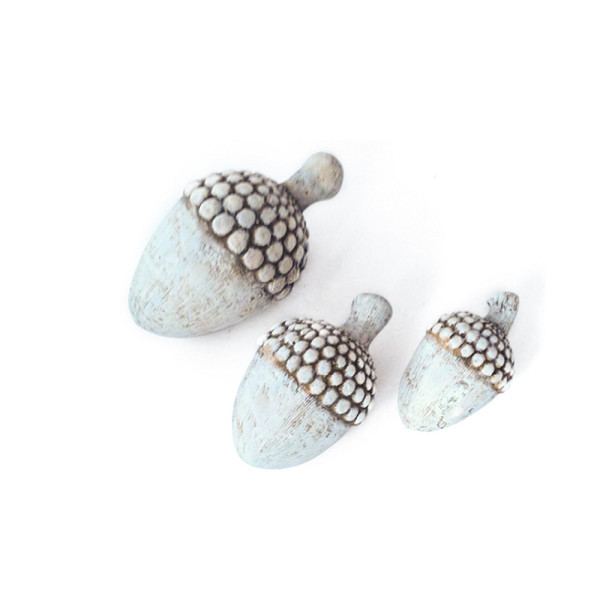 paper mache/paper pulp crafts of acorn for christmas/autumn/home decoration