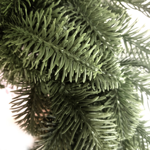 Artificial Green Wholesale White Decorated Christmas Wreath