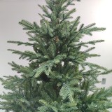 High Quality 7ft PVC Christmas Tree with Pine Cone and Red Berry Metal Stand for Indoor and Outdoor Use