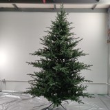 High Quality 7ft PVC Christmas Tree with Pine Cone and Red Berry Metal Stand for Indoor and Outdoor Use