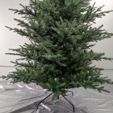High Quality 7ft PVC Christmas Tree with Pine Cone and Red Berry Metal Stand for Indoor and Outdoor Use