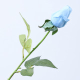 Simulated flower feel moisturizing rose bud wedding holding flower hotel home decoration artificial flower shooting props
