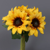 Manufacturer wholesale wedding wedding flower simulation with 6 bundles of sunflower