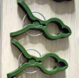 Garden plastic spring  tomato  support clip for wholesale