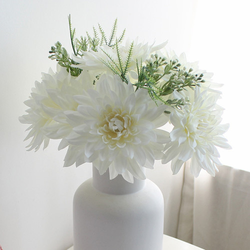 2021Mix and match simulated flowers to tie up bouquets of dahlias with Floral Wedding