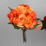 2021Bride holding silk flower  flower home decoration rose hydrangea bouquete