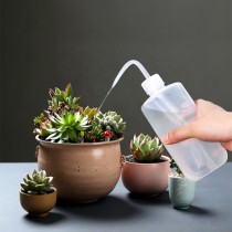 1000ML Squeeze Bottle Succulent Potted Plant Watering Pot Portable Plastic Sauce Liquid Dispenser Non-Spray Watering Tools