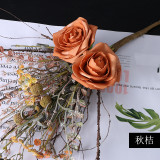 Holding dry bouquet retro color wedding bride bridesmaids holding flowers home living room decoration put dry bouquet