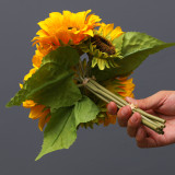 New 9 head bouquet of sunflower  flower bride wedding photography holding a simulation bouquet