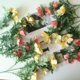 2021artificial flower rose manufacturer family decoration wedding holding flowers to attract Persian Chrysanthemum