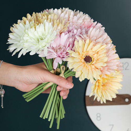 2021Imitation flower manufacturer family decoration wedding holding flower road leading flower gerbera