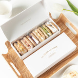 Gift Box Custom Logo Cookie Macarons Cardboard Luxury Wedding Gift Paper With Handle Hair Packaging Box