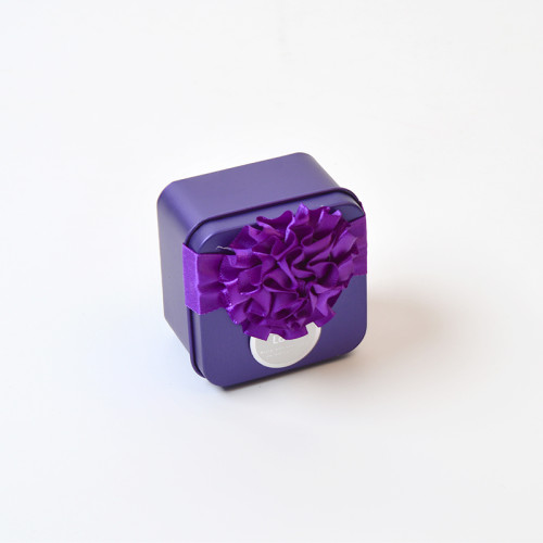 New products small square candy chocolate gift metal tin box with ribbon for birthday party