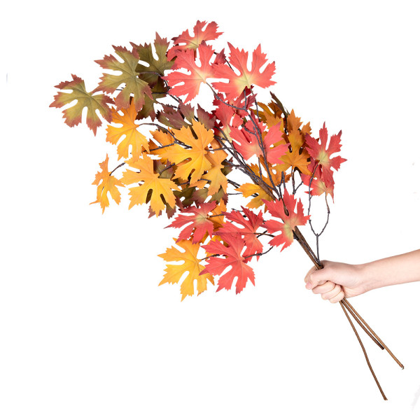 2021Manufacturers wholesale simulation flowers and green plants wedding decoration crafts red maple leaves