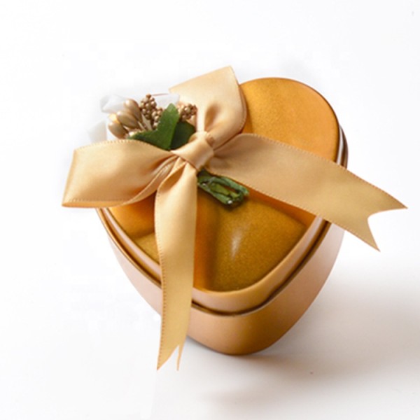 Wholesale small Heart wedding candy chocolate gift metal tin box packaging for birthday party